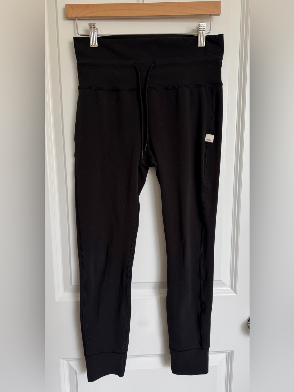 Vuori Black High-Waist Daily Leggings